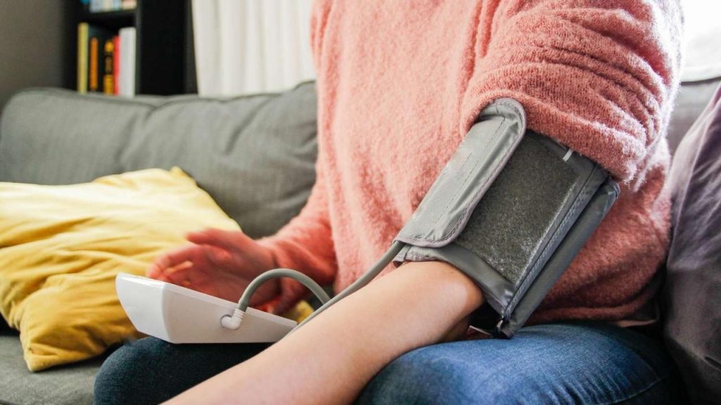 Sencillo truco que podría bajar tu presión arterial